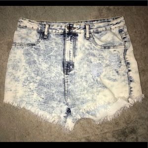 CLeo Acid Wash shorts size 16 High waist